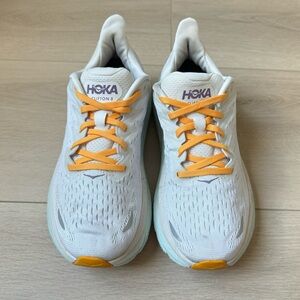 Hoka Clifton 8